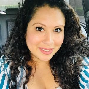 Meet your Posher, Vanessa